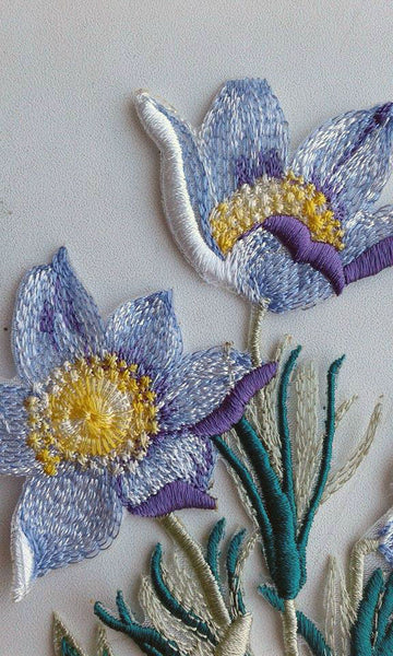 Moks29(p) pasque-flower Embroidery Patches