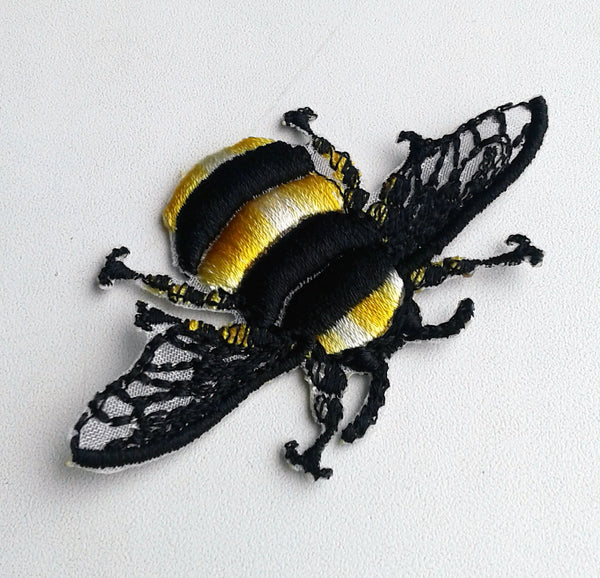 Moks33(p) Set 4 pieces Bumblebee Insect Embroidery Patch