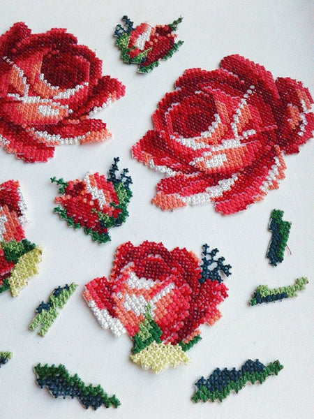 Moks72(p) set of red roses cross-stitch embroidery