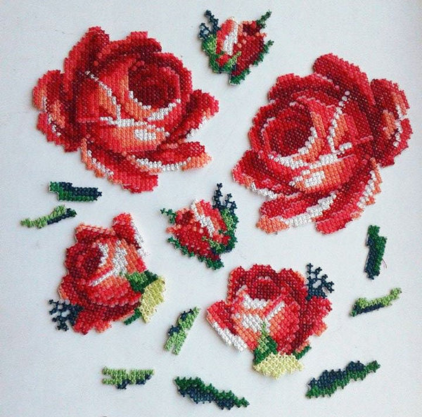 Moks72(p) set of red roses cross-stitch embroidery