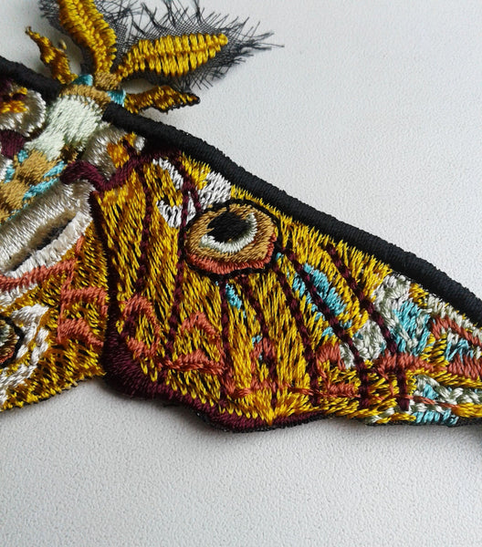 Moks132(p) Comet moth embroidered patch - Madagascan moon moth