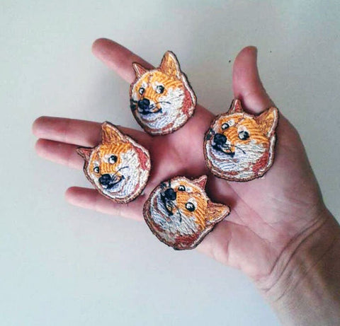 Alisia5 set of 4 pieces Doge embroidered patch
