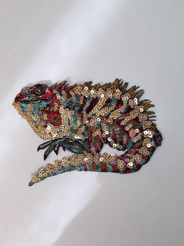 Moks300(p)  iguana embroidered patch,  animal patch