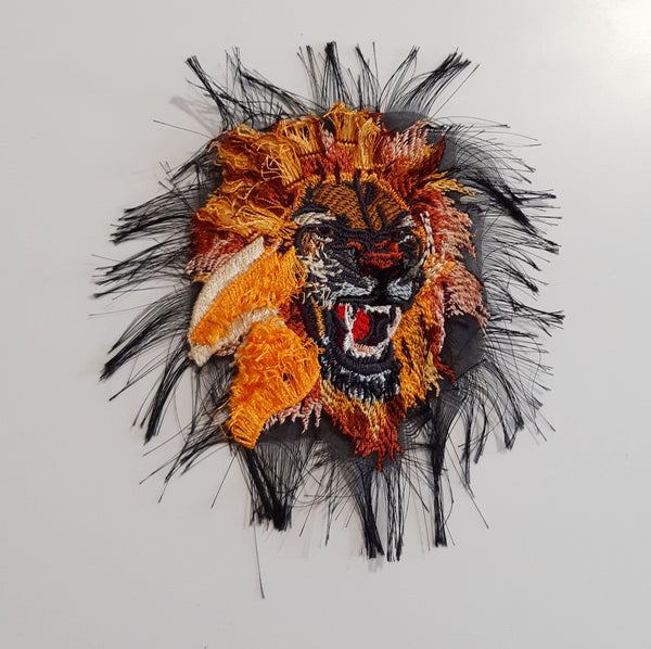 Moks334(p) lion embroidered patch, animal patch