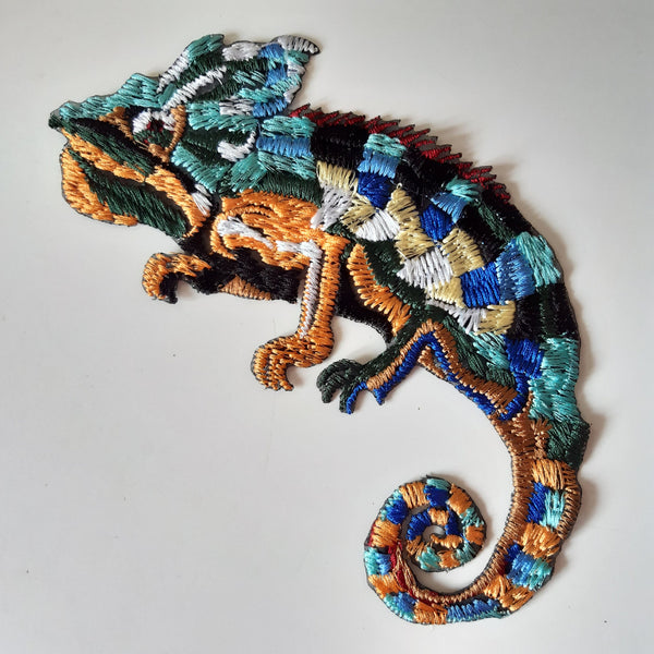 Moks424 Chameleon embroidered patch - exotic tropical reptile animal patch