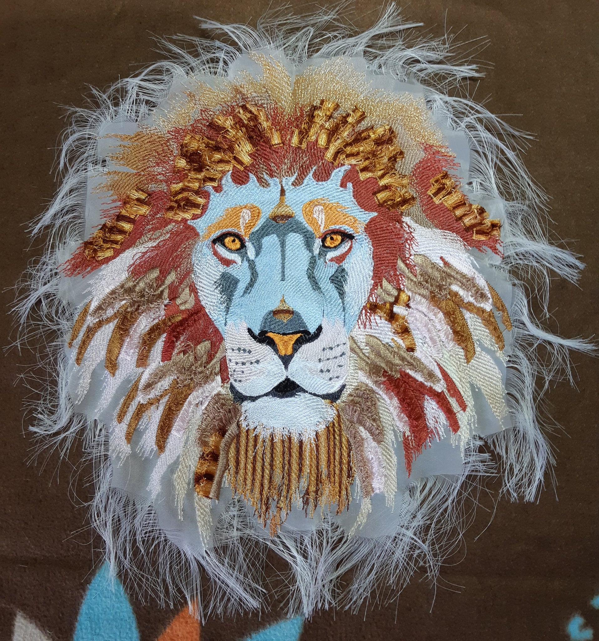 Moks280 lion large patch, lion with white mane