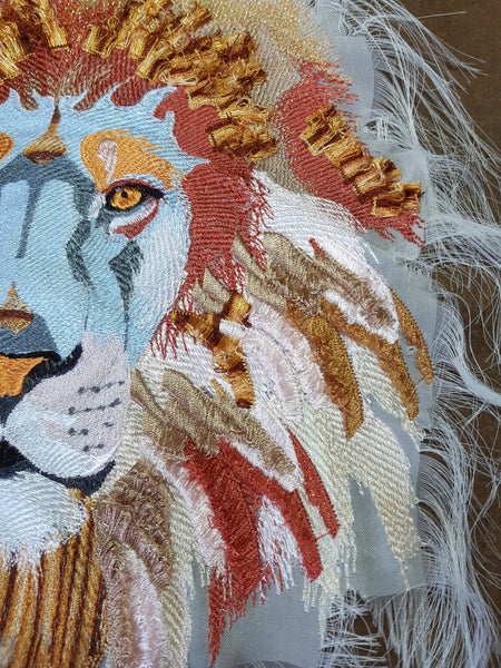 Moks280 lion large patch, lion with white mane